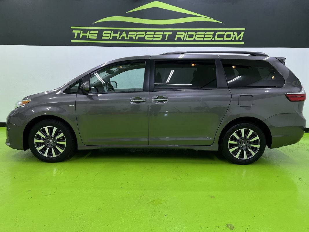 Used 2018 Toyota Sienna XLE w/ XLE Navigation Package AWD/4WD image 6