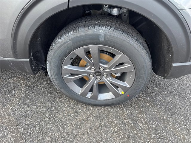 New 2026 Ford Explorer Active w/ Active Comfort Package image 14