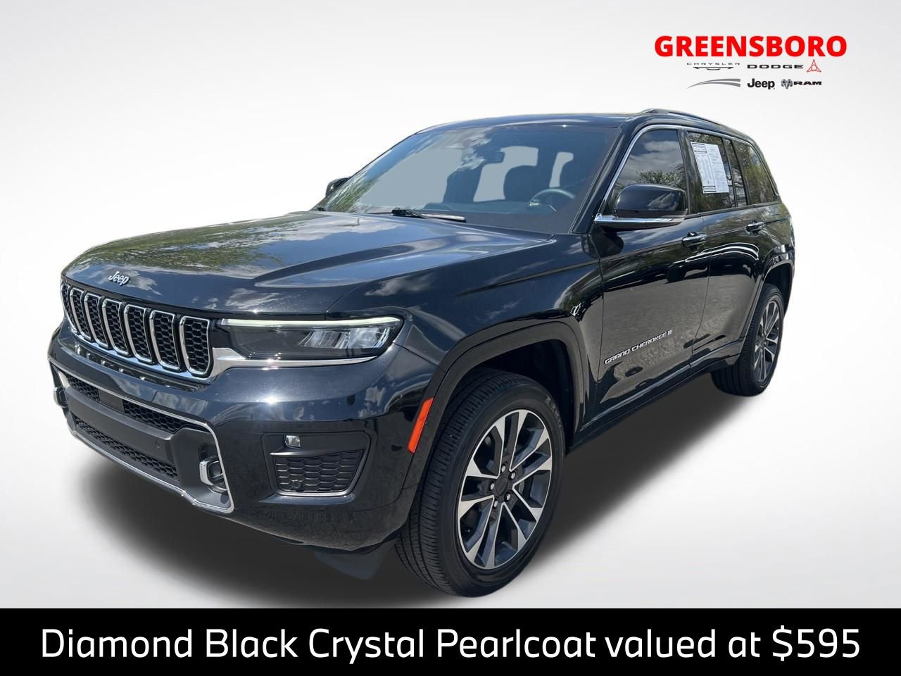 Used 2023 Jeep Grand Cherokee Overland AWD/4WD image 1