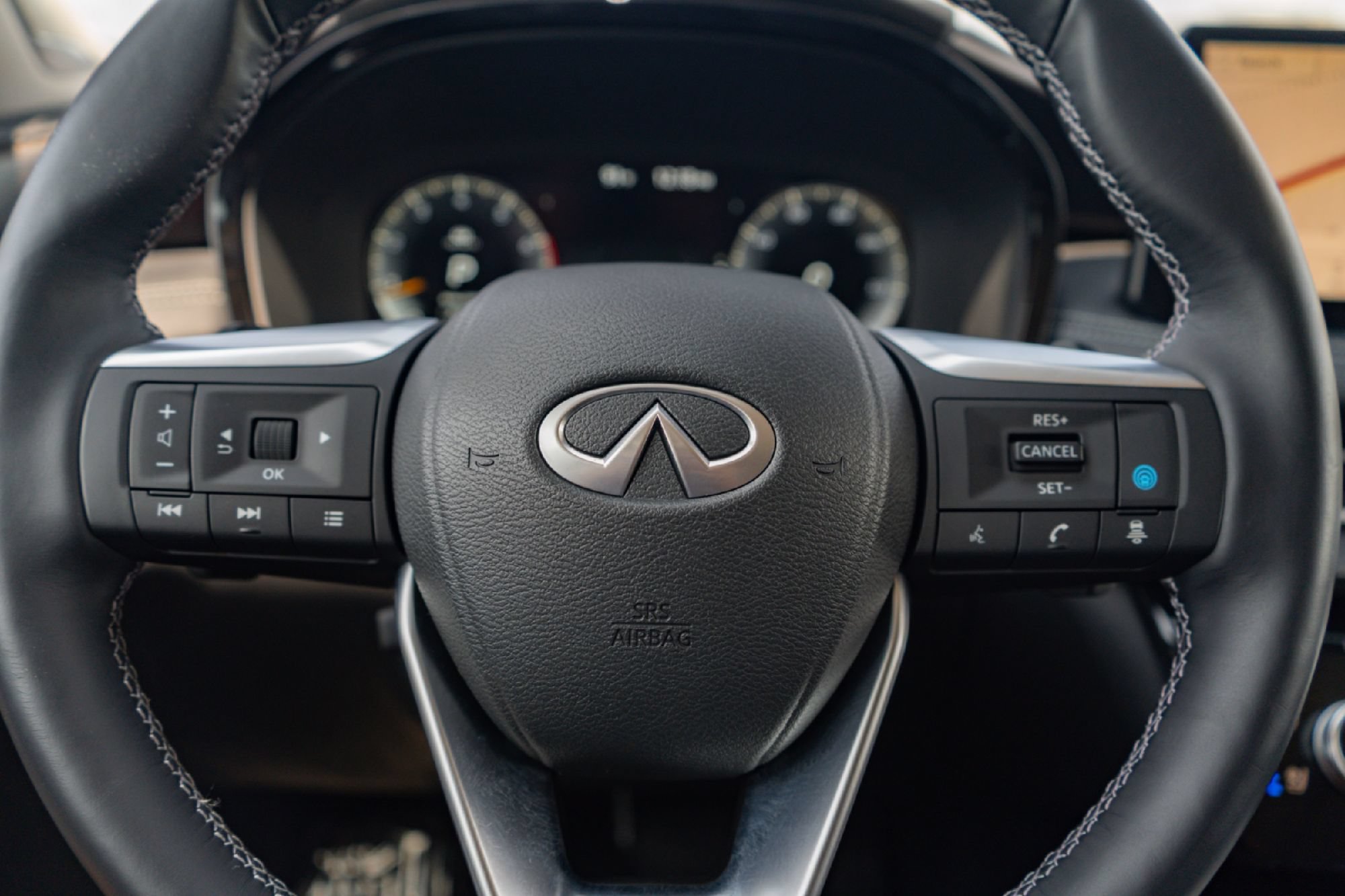 Certified 2025 INFINITI QX60 Sensory w/ Vision Package AWD/4WD image 12
