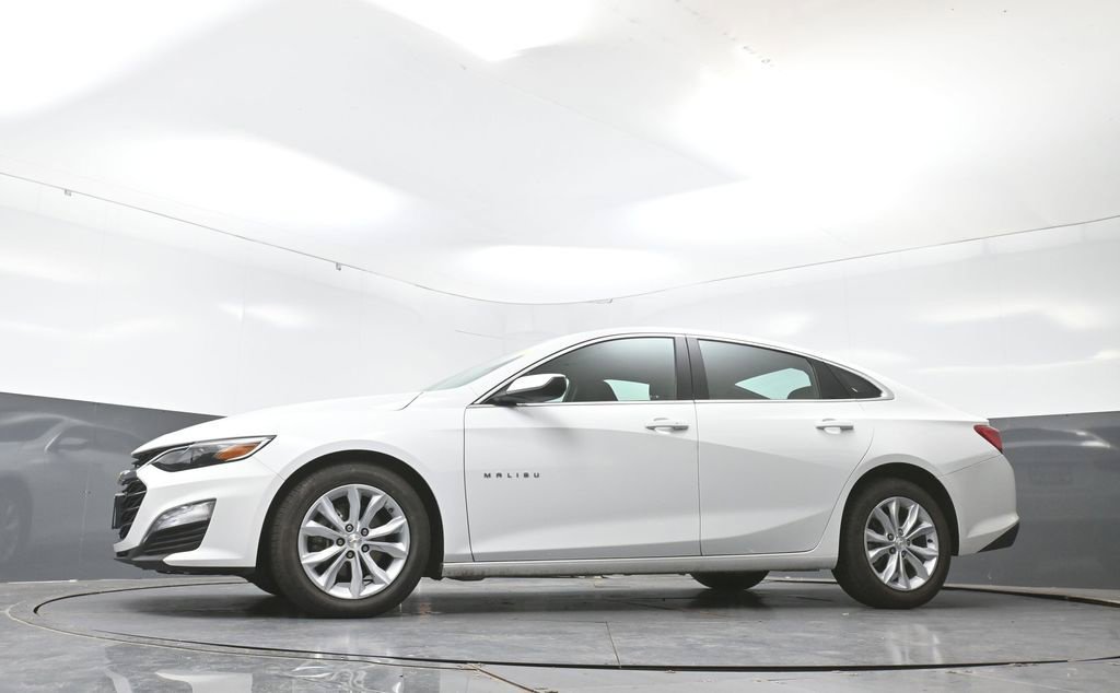 Used 2025 Chevrolet Malibu LT FWD image 54