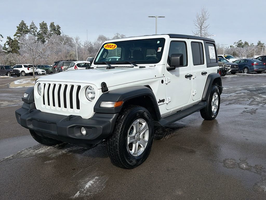 Used 2023 Jeep Wrangler Sport S image 9