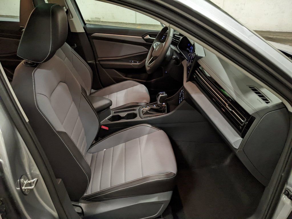 New 2026 Volkswagen Jetta SE image 23