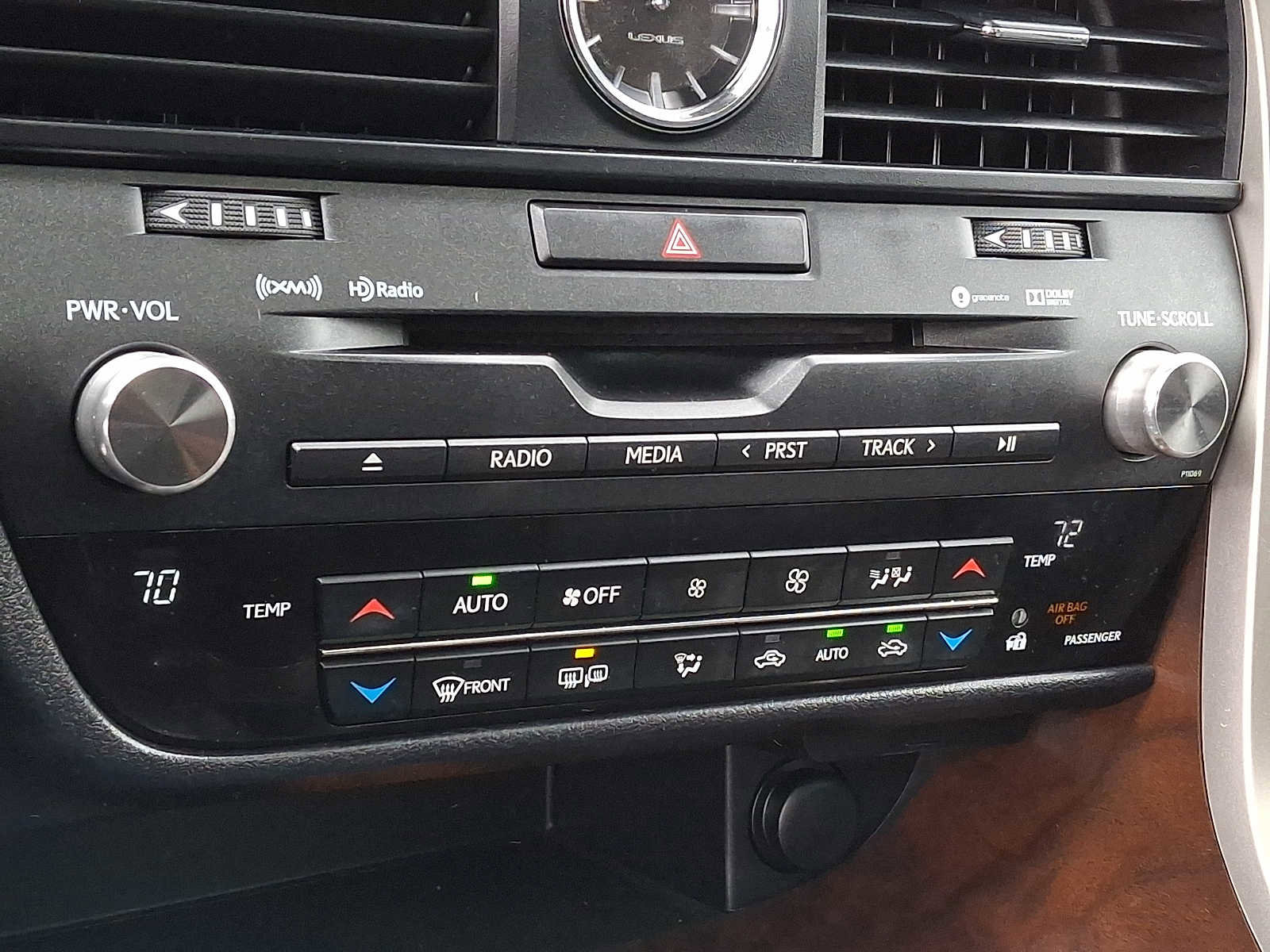 Used 2016 Lexus RX 450h AWD w/ Accessory Package image 15