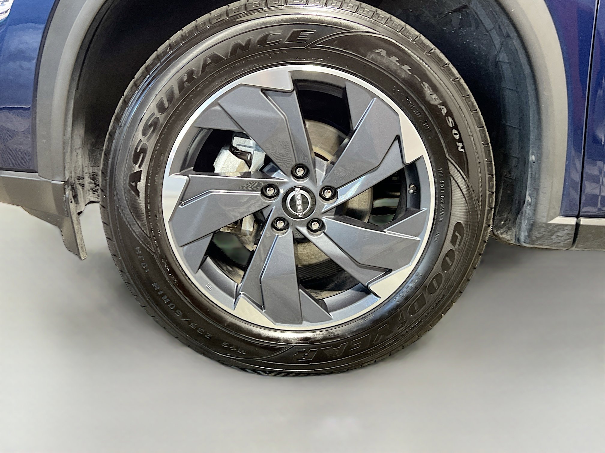 Used 2024 Nissan Rogue SV FWD image 14