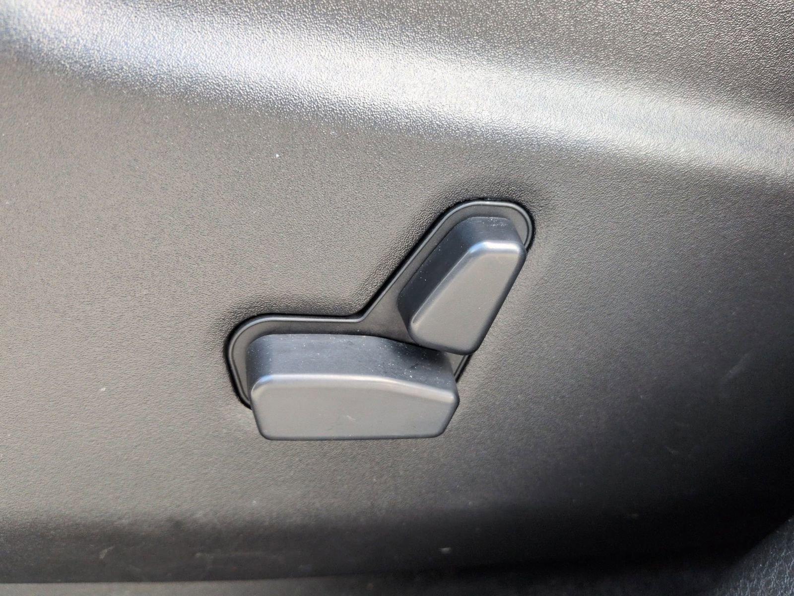 Used 2016 Dodge Durango R/T w/ Technology Group image 22