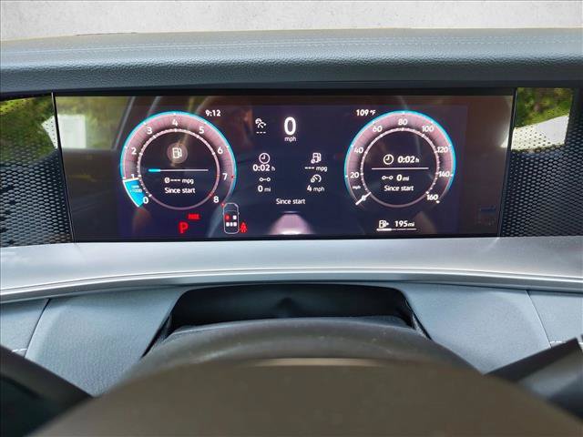 New 2026 Volkswagen Tiguan SE FWD image 14