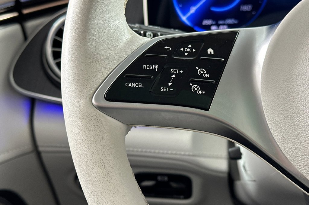 Certified 2023 Mercedes-Benz EQE 350+ 4MATIC SUV image 30