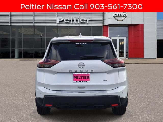 Certified 2024 Nissan Rogue SV FWD image 5