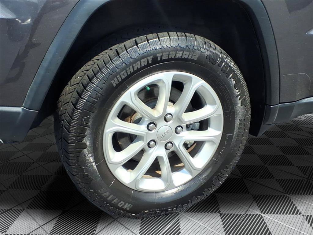 Used 2021 Jeep Grand Cherokee Laredo RWD image 31