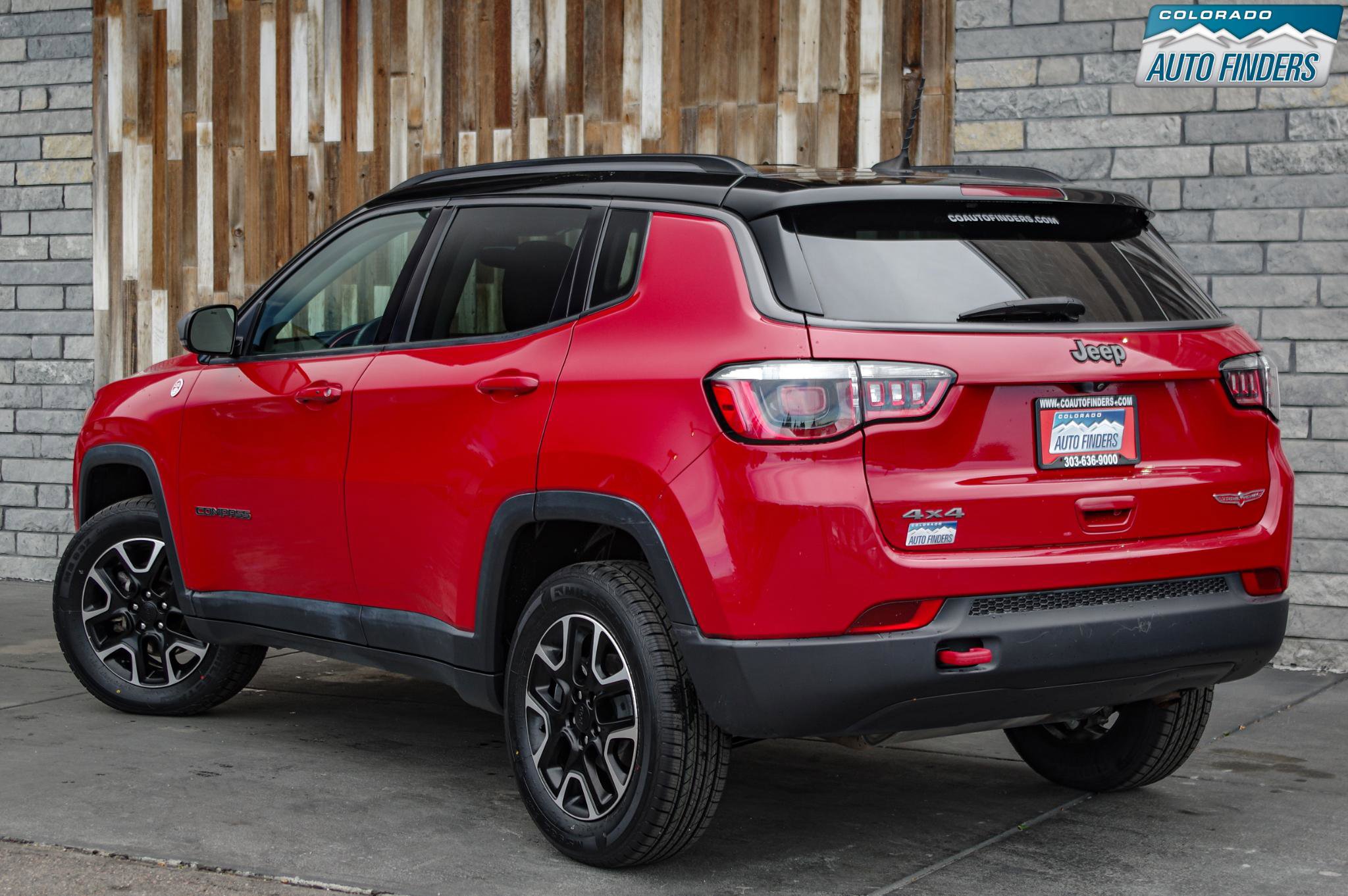 Used 2020 Jeep Compass Trailhawk AWD/4WD image 4