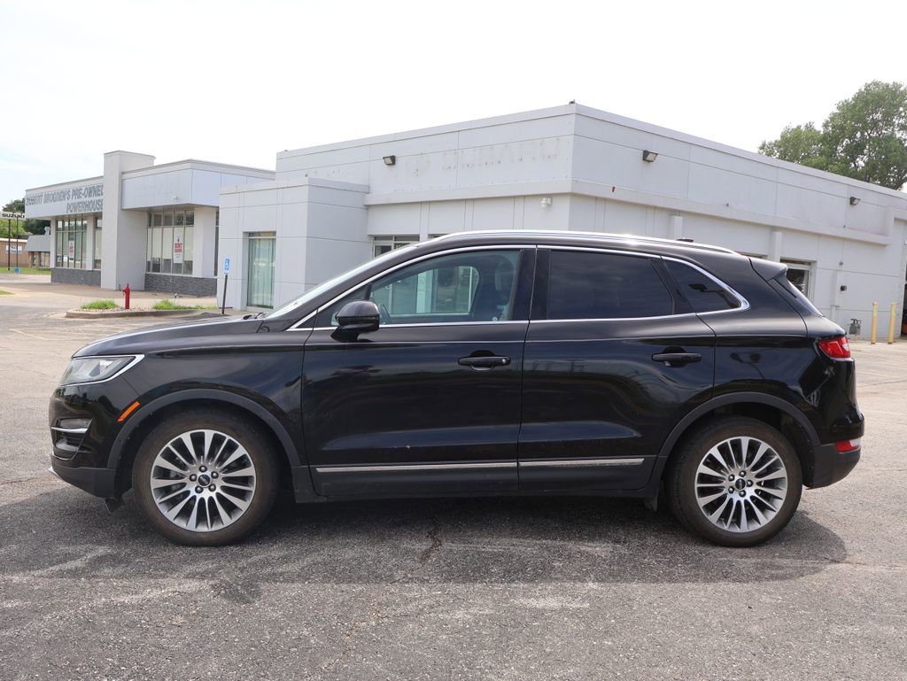 Used 2017 Lincoln MKC Reserve FWD image 4