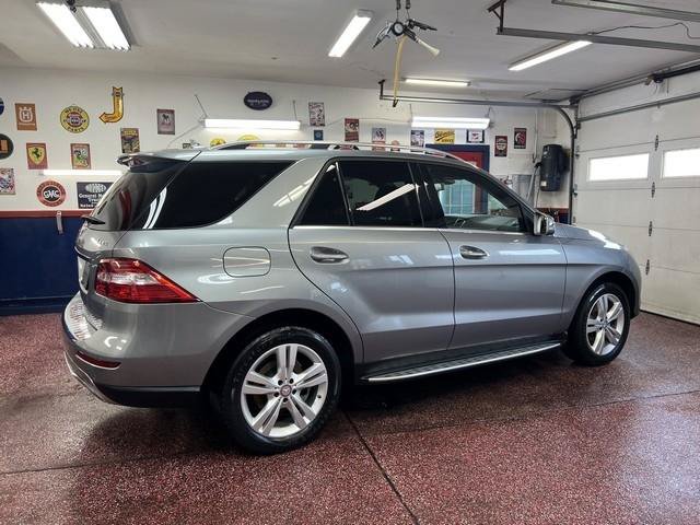 Used 2015 Mercedes-Benz ML 350 4MATIC image 3
