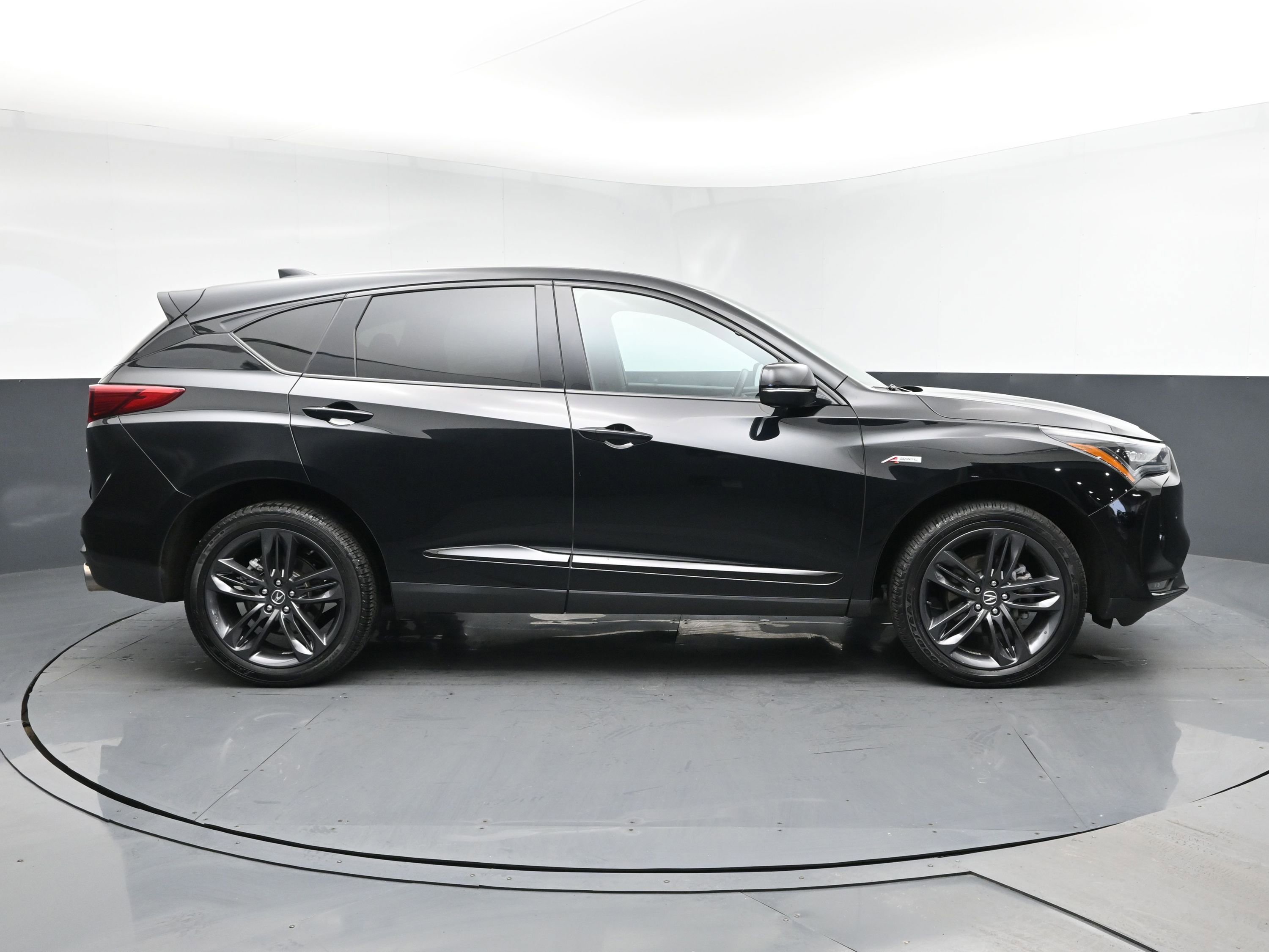 Used 2023 Acura RDX A-Spec image 3