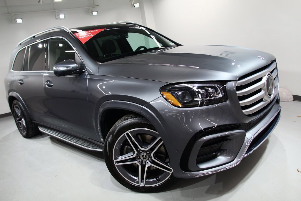 Used 2025 Mercedes-Benz GLS 450 4MATIC image 8