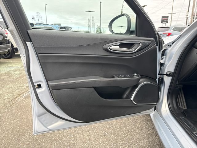 Used 2022 Alfa Romeo Giulia Sprint image 20