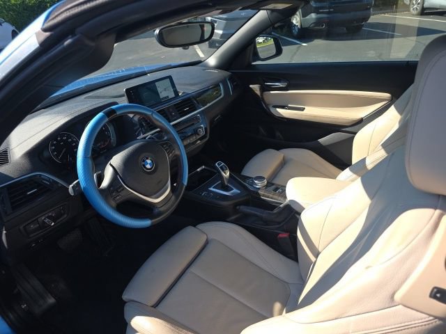 Used 2020 BMW 230i Convertible w/ Premium Package RWD image 15