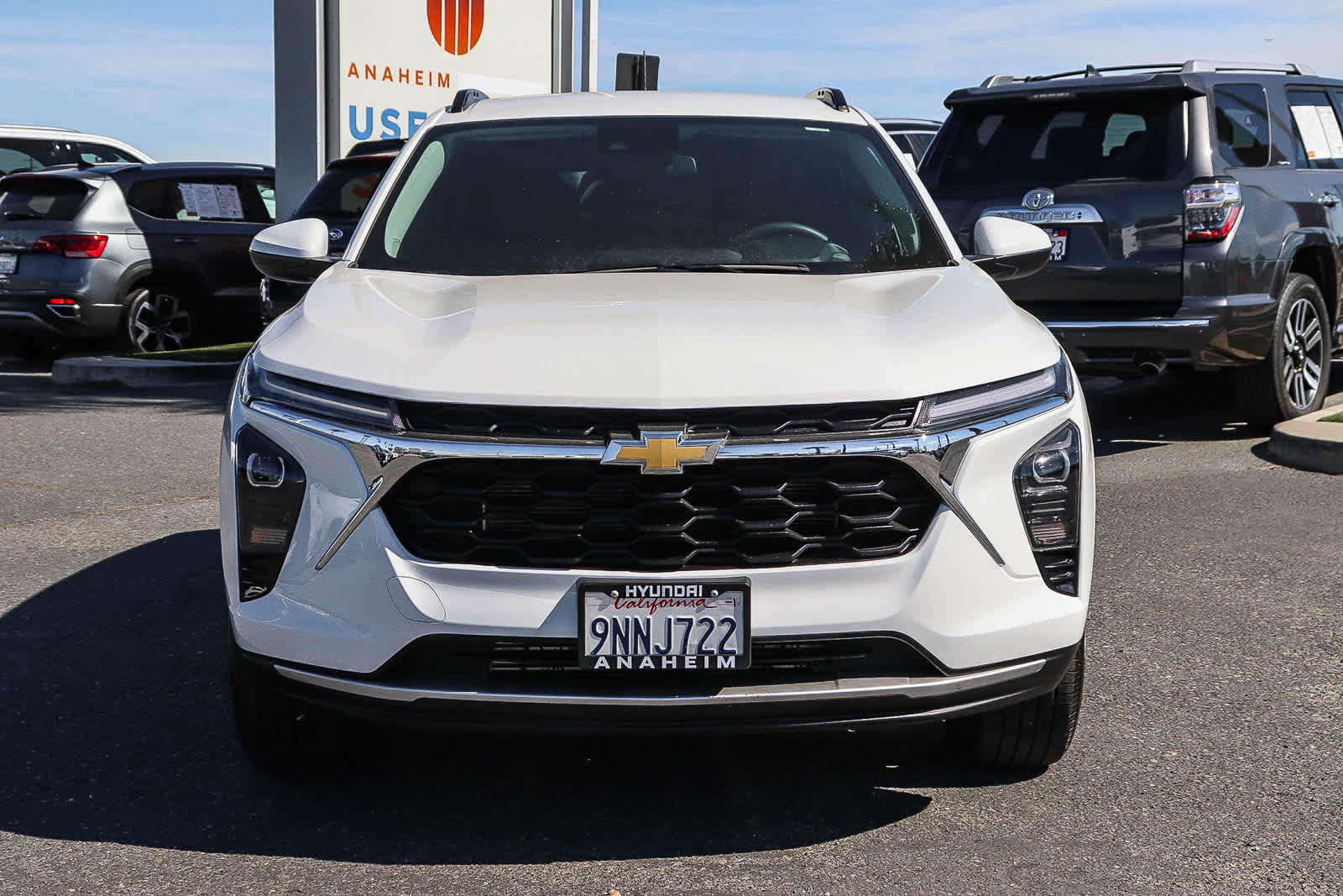 Used 2024 Chevrolet Trax LT image 2