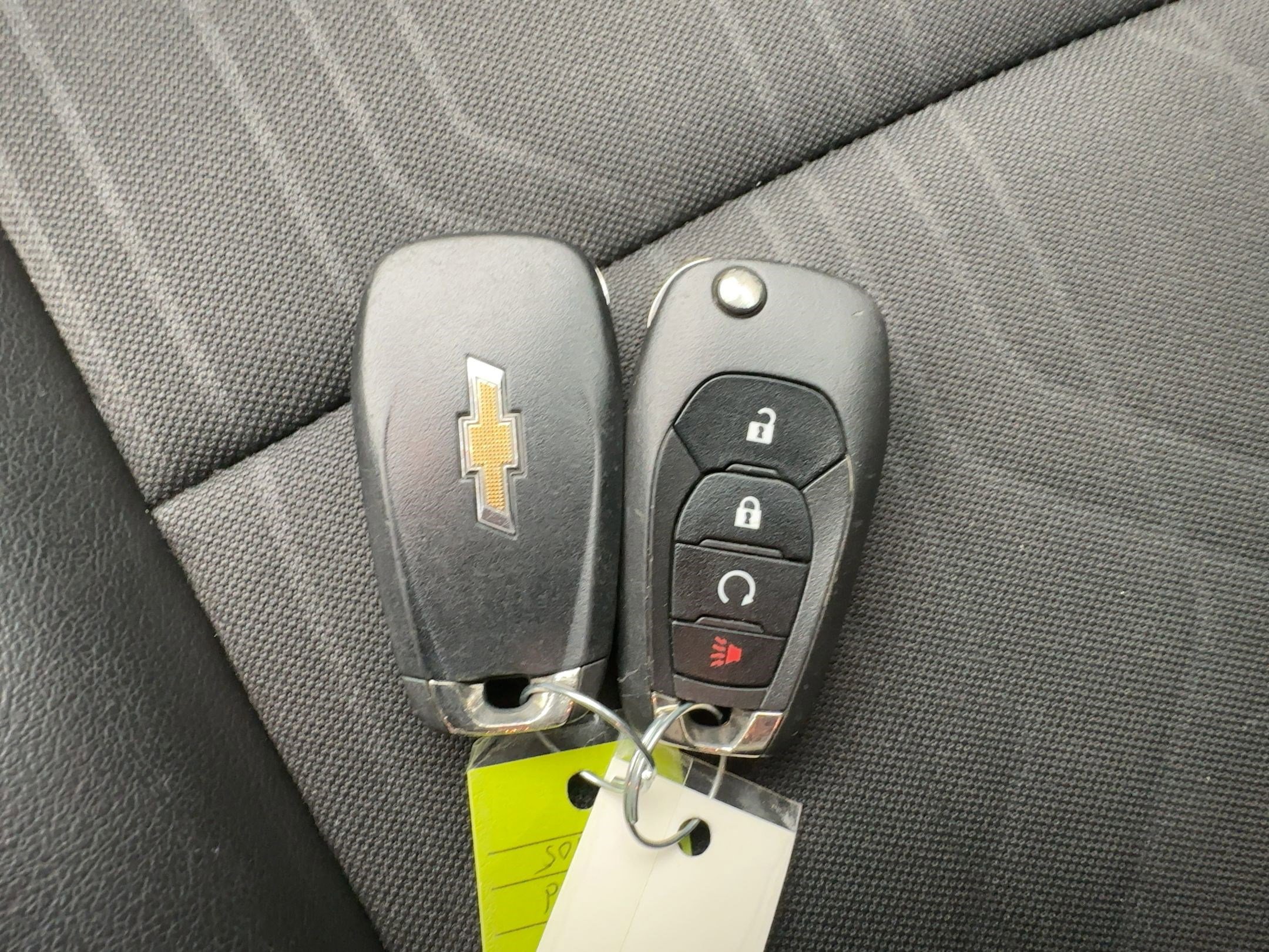 Used 2021 Chevrolet Trax LT image 28