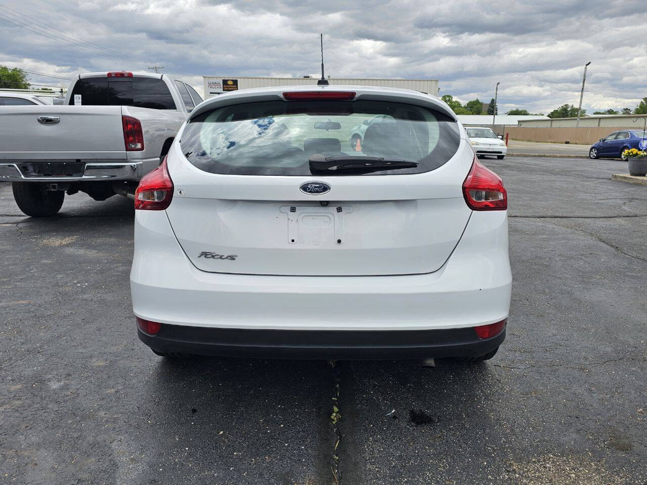 Used 2017 Ford Focus SE FWD image 7