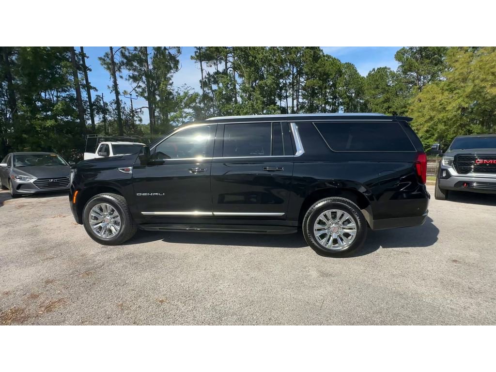 Certified 2025 GMC Yukon XL Denali AWD/4WD image 6