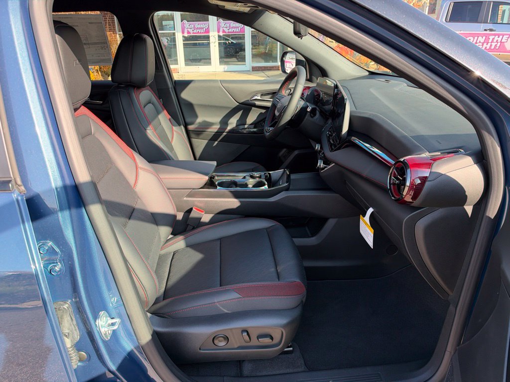 New 2027 Chevrolet Equinox RS w/ Safety and Technology Package AWD/4WD image 43