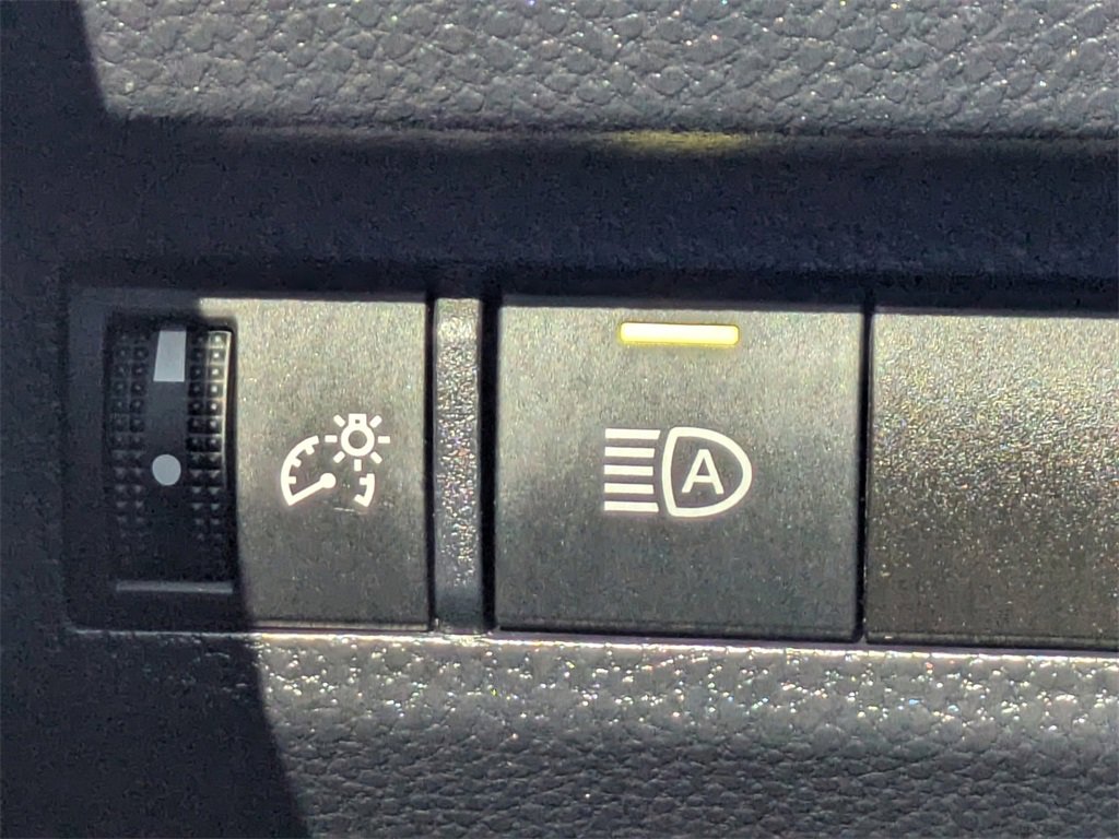 Used 2023 Toyota RAV4 XSE image 30