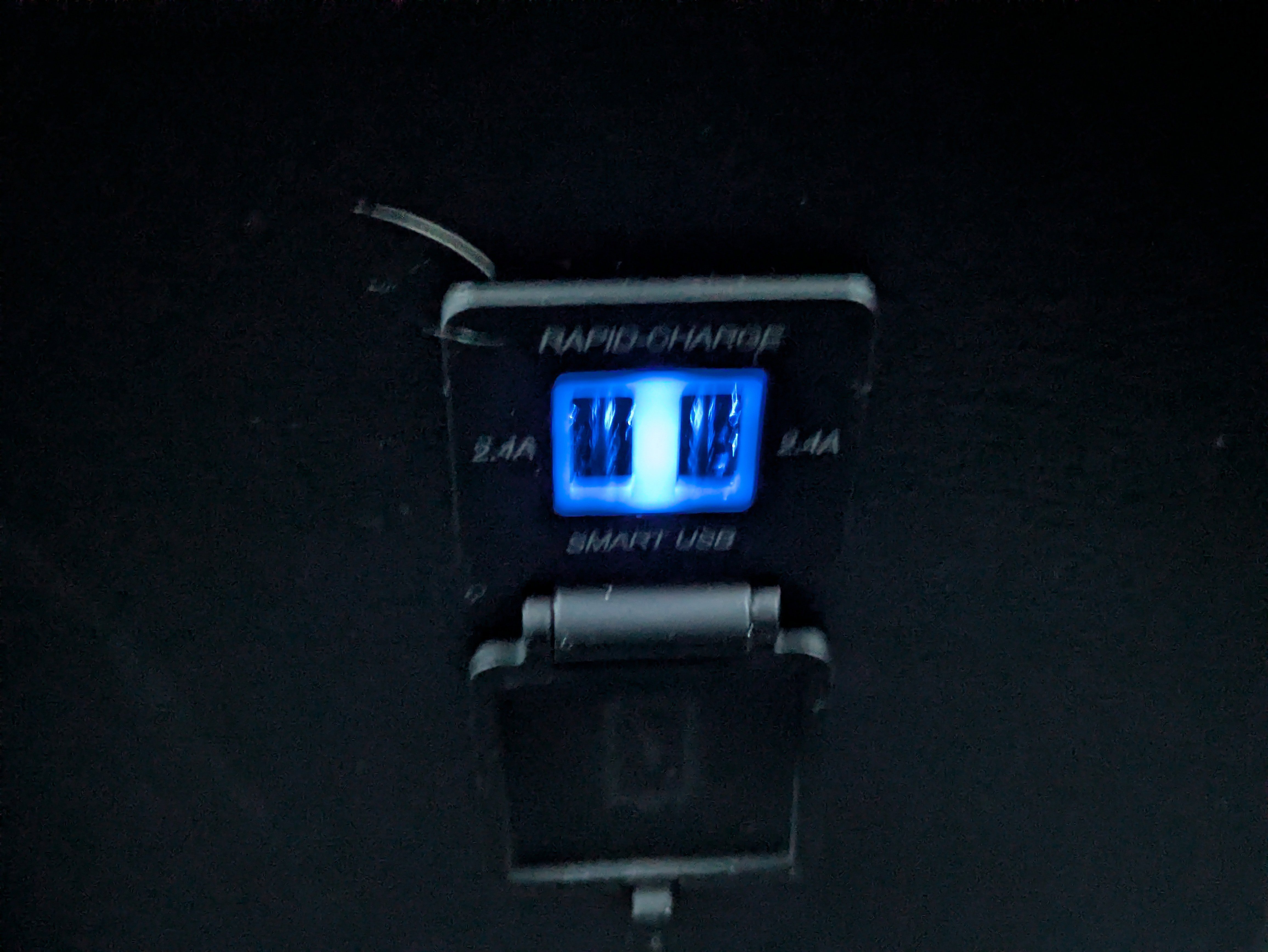 Used 2023 Toyota Tacoma Limited image 8