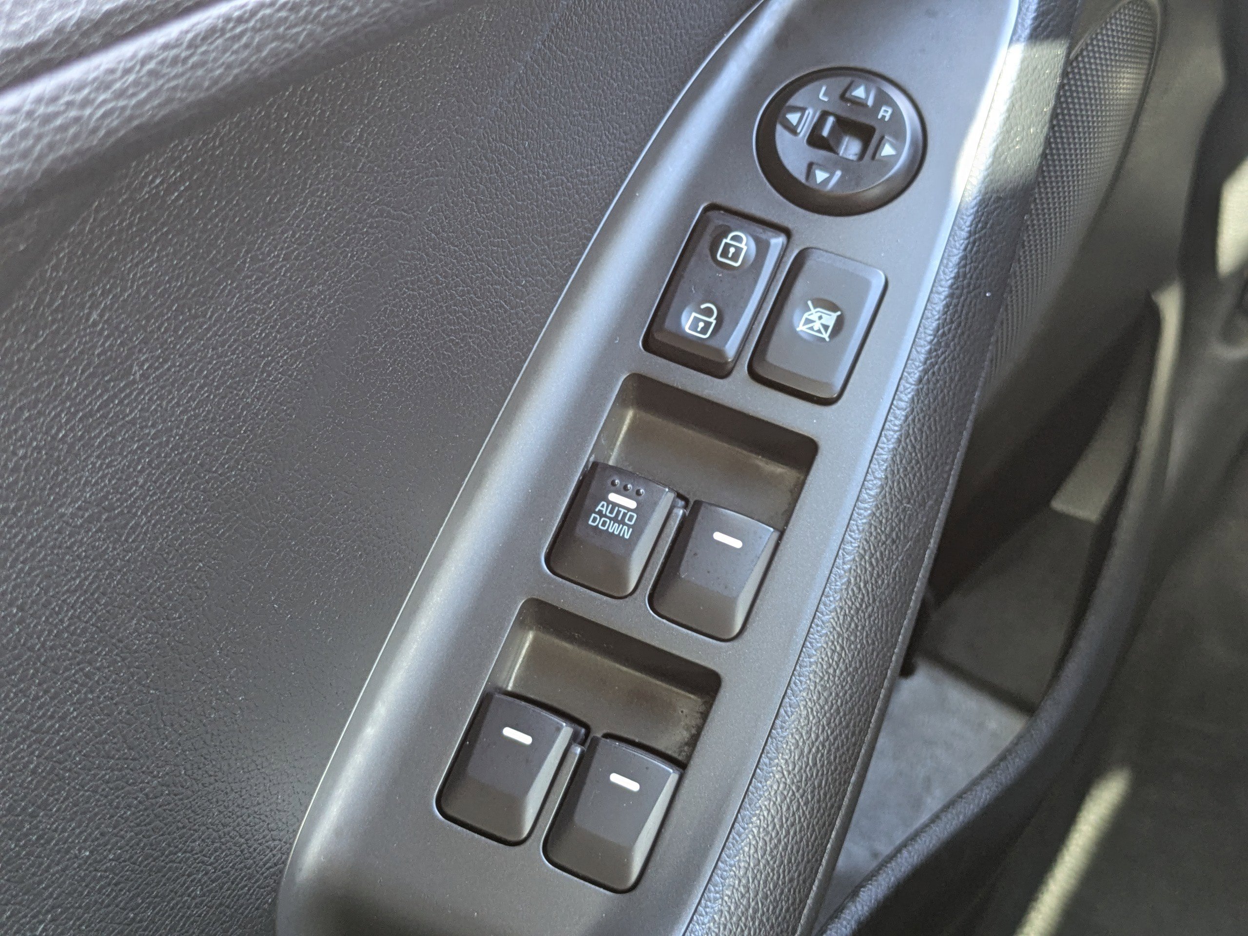 Used 2017 Kia Forte LX image 22