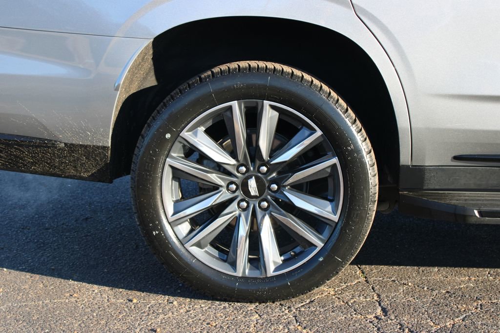 Used 2024 Cadillac Escalade Sport AWD/4WD image 13