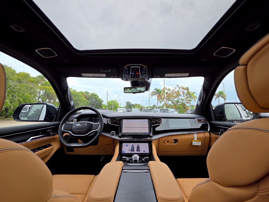 New 2027 Jeep Grand Wagoneer Summit AWD/4WD image 26