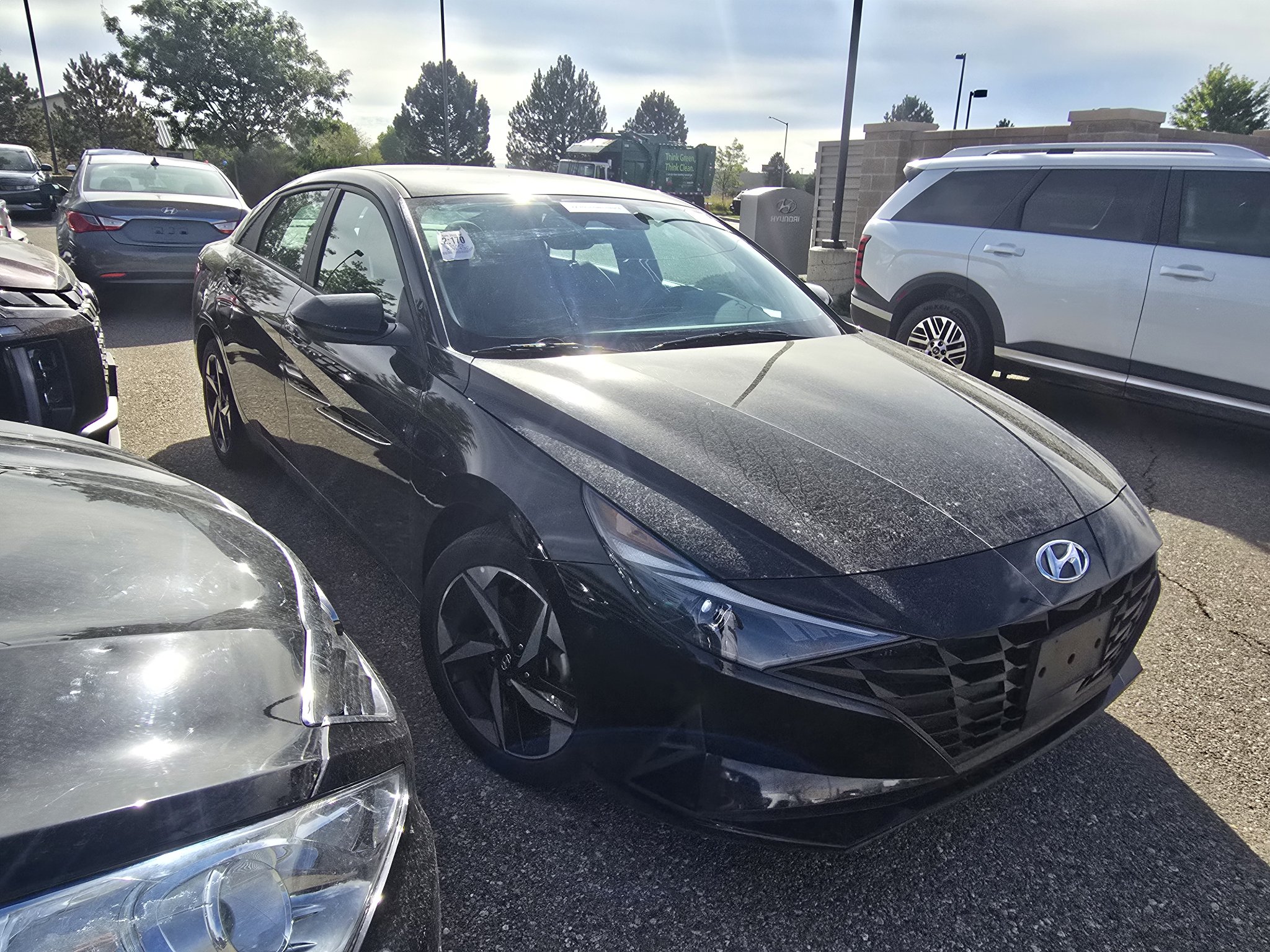Used 2023 Hyundai Elantra SEL w/ Convenience Package FWD image 8