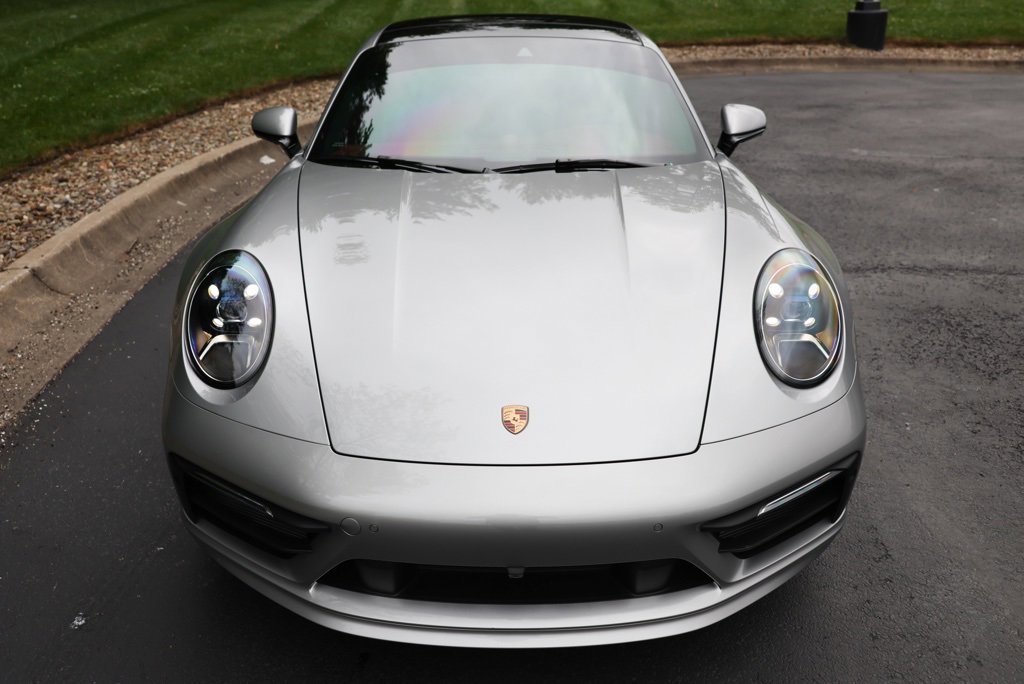 Used 2024 Porsche 911 Carrera w/ Premium Package image 3