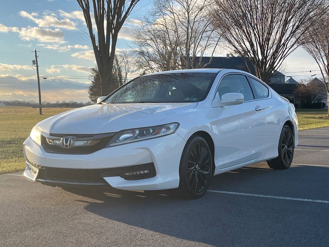 Used 2016 Honda Accord EX image 4