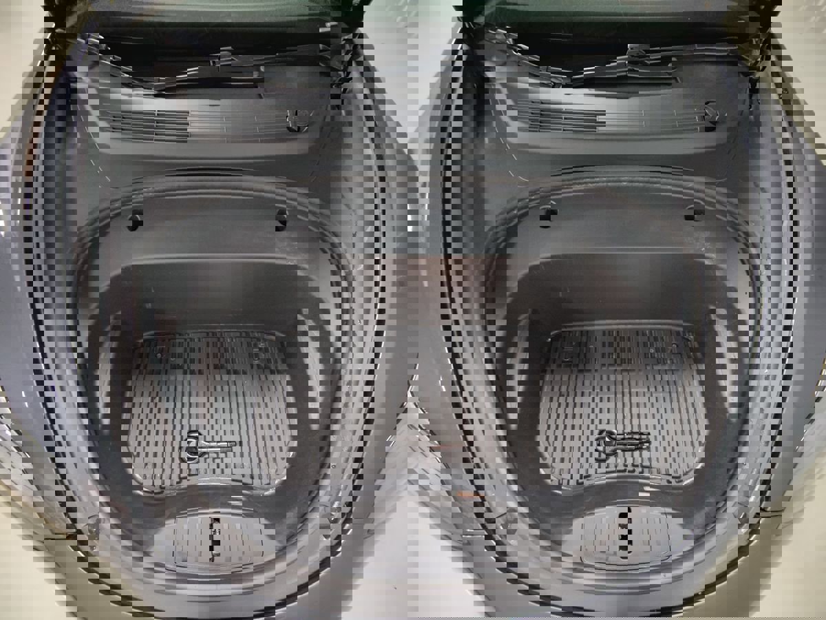 Used 2021 Tesla Model 3 Long Range AWD/4WD image 4