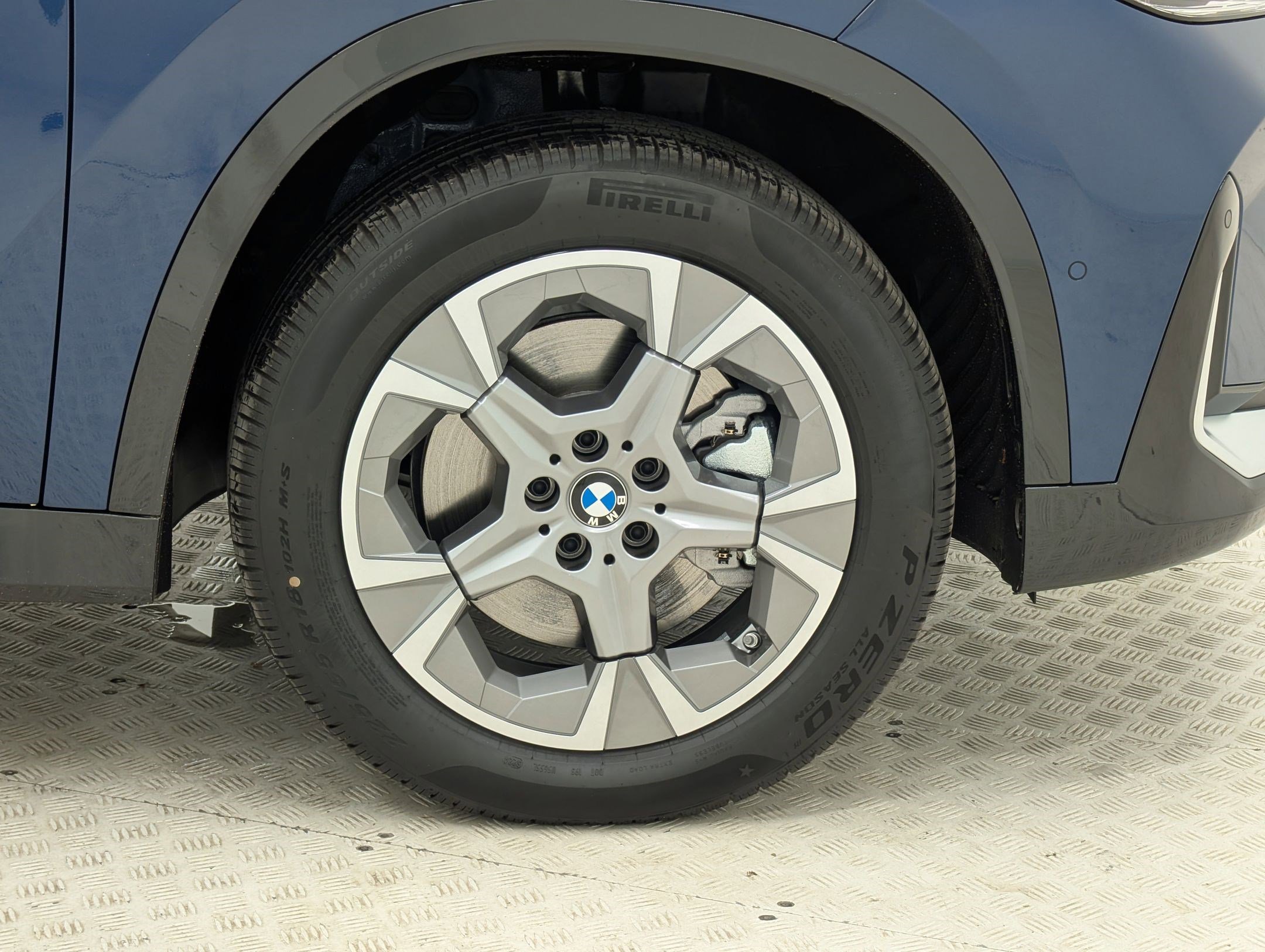 Used 2025 BMW X1 xDrive28i w/ Premium Package AWD/4WD image 11