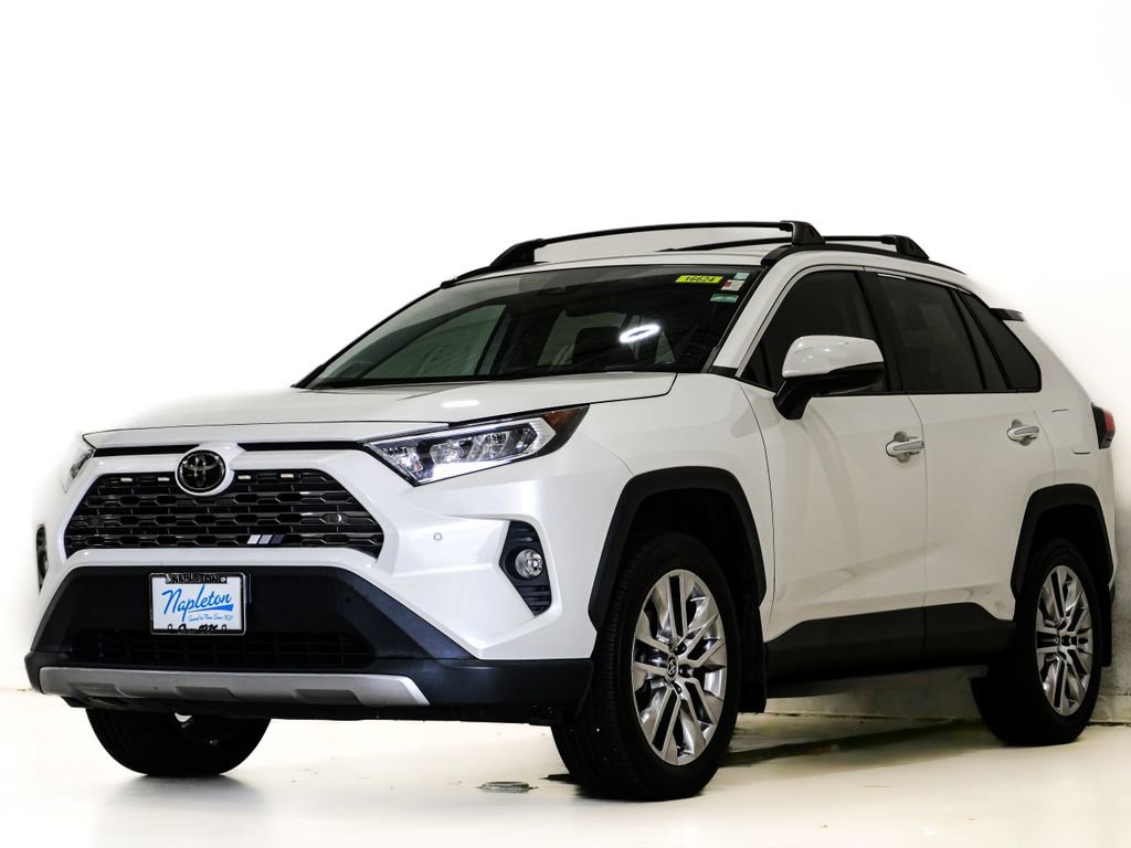 Used 2021 Toyota RAV4 Limited AWD/4WD image 3