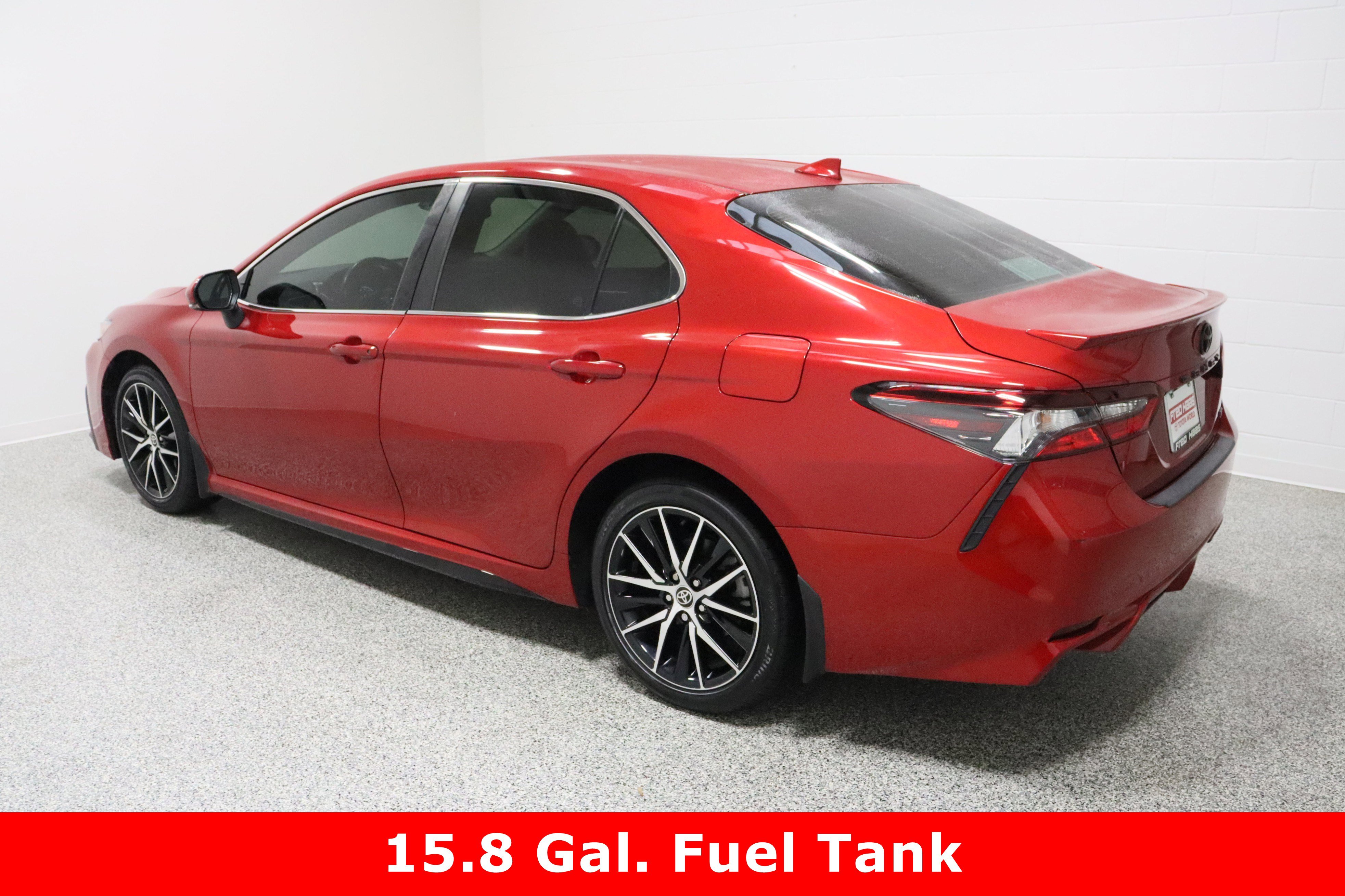 Certified 2023 Toyota Camry SE image 9