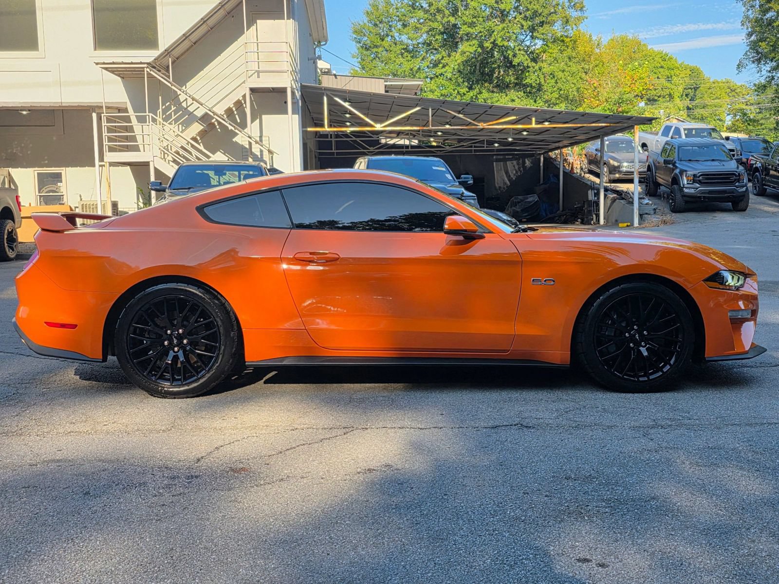Used 2021 Ford Mustang GT Premium w/ GT Performance Package RWD image 8
