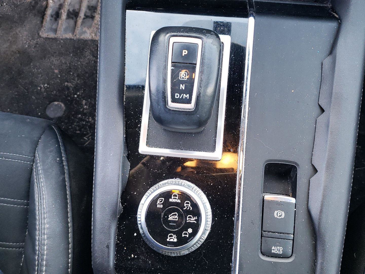 Used 2022 Mitsubishi Outlander SE image 17