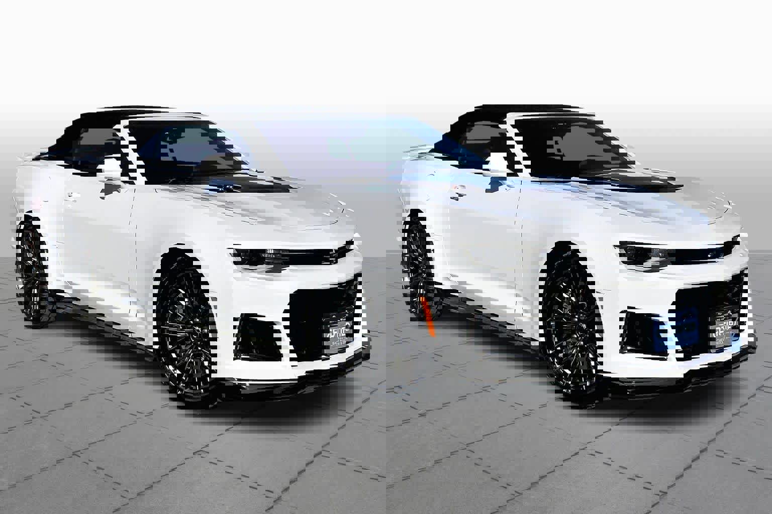 Used 2022 Chevrolet Camaro ZL1 image 2