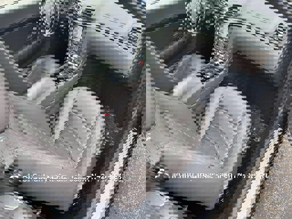 Used 2014 Maserati GranTurismo S image 18