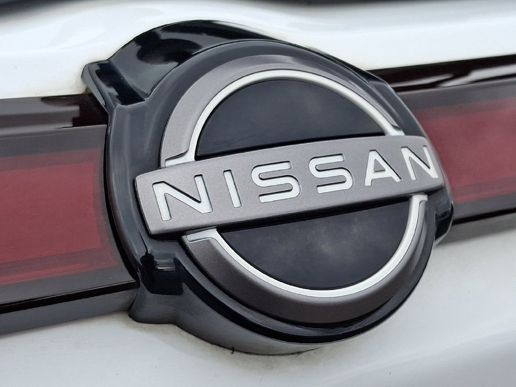 Certified 2023 Nissan Kicks SR w/ SR Premium Package FWD image 30