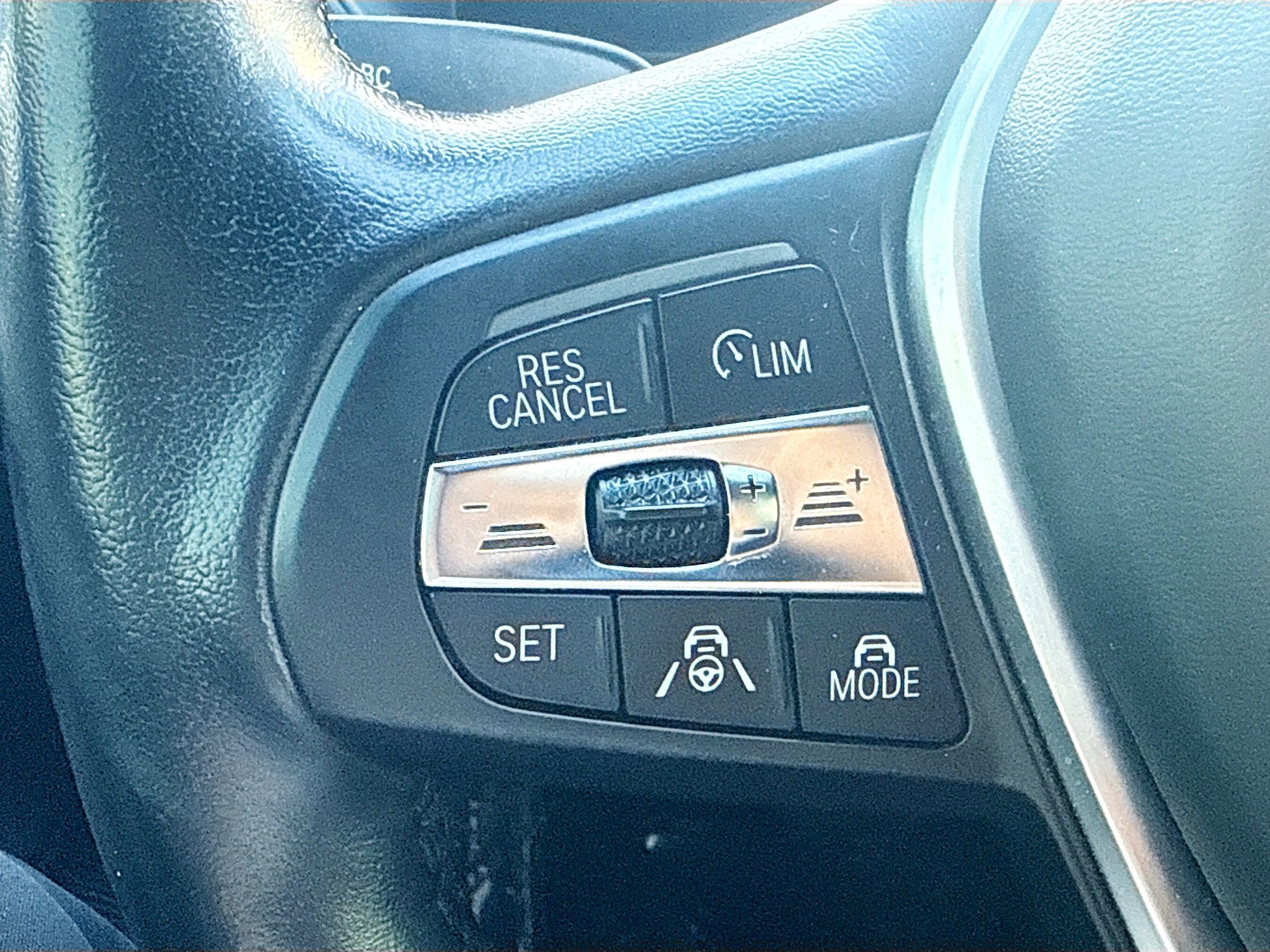 Used 2023 BMW i4 eDrive35 image 39