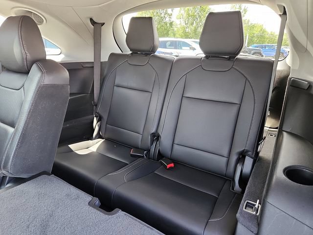 Used 2020 Acura MDX w/ Technology Package AWD/4WD image 11