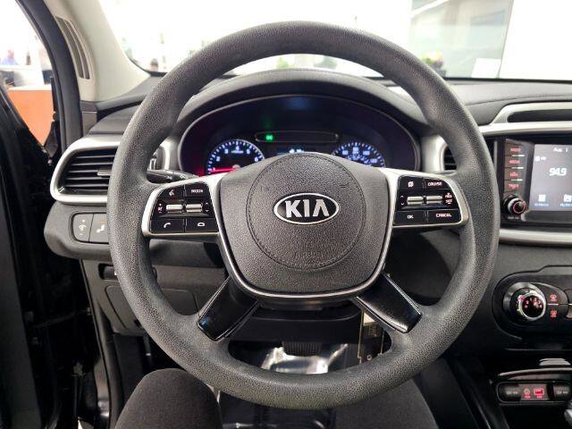 Used 2019 Kia Sorento AWD image 10