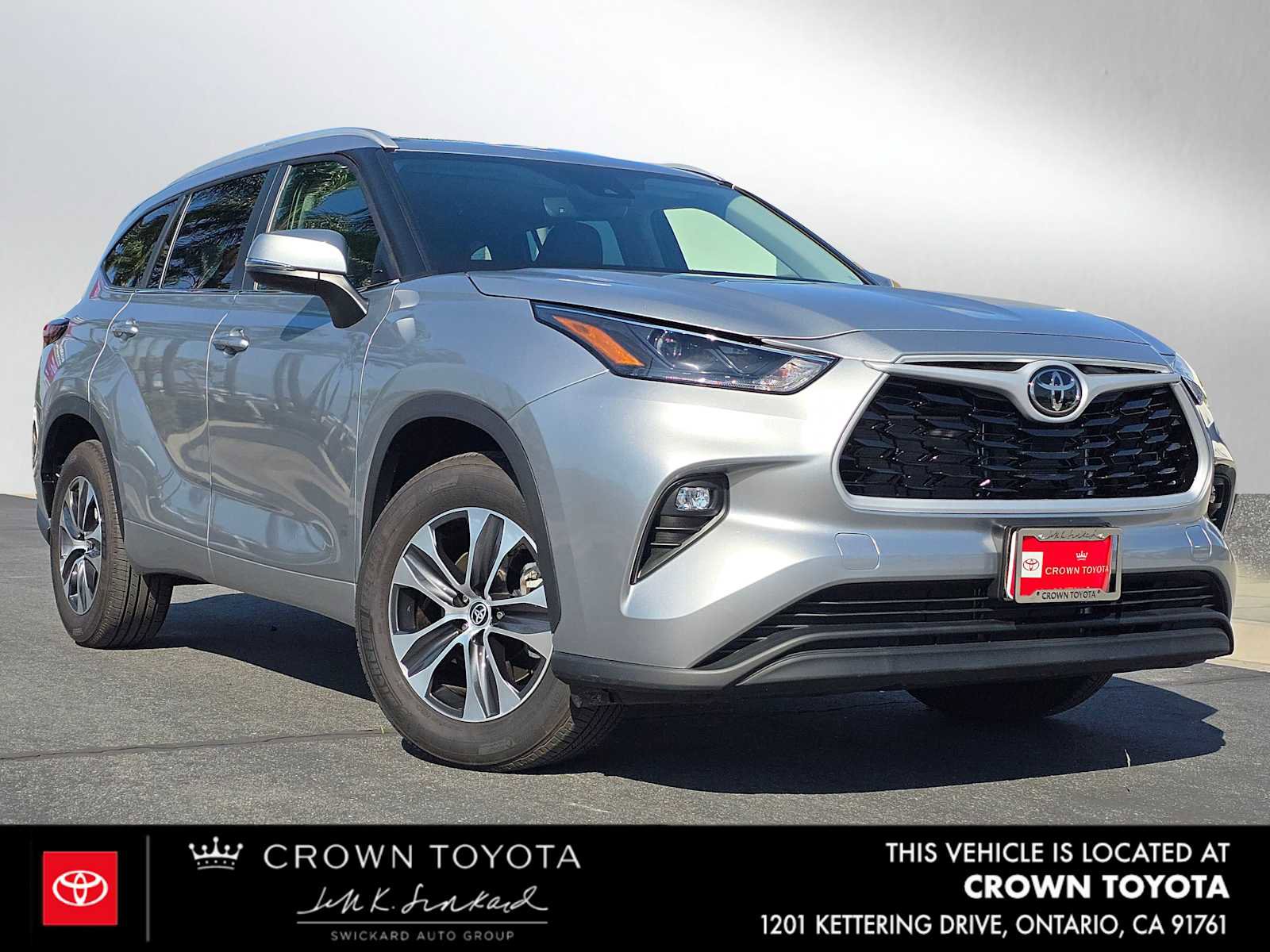 Used 2025 Toyota Highlander XLE