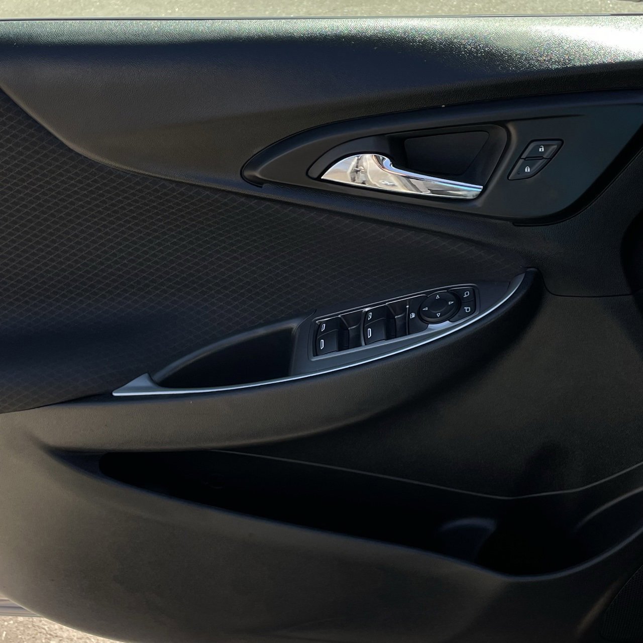 Used 2024 Chevrolet Malibu LT image 21