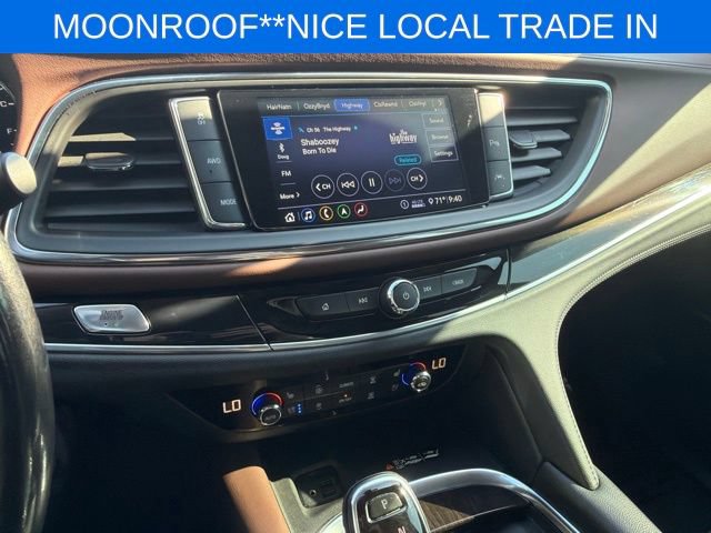 Used 2021 Buick Enclave Avenir w/ Avenir Technology Package AWD/4WD image 29