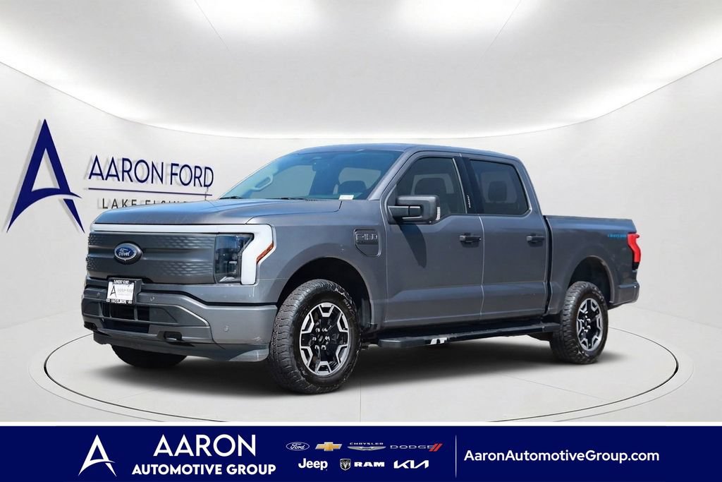 Used 2022 Ford F150 Lightning XLT AWD/4WD image 1
